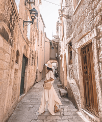Riyadh alley street